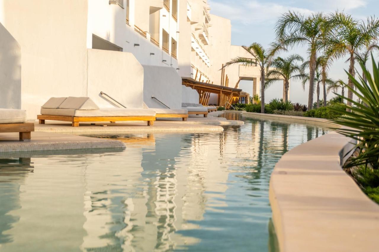 Zahara Beach & Spa By Qhotels - Adults Recommended サアラ・デ・ロス・アトゥネス エクステリア 写真
