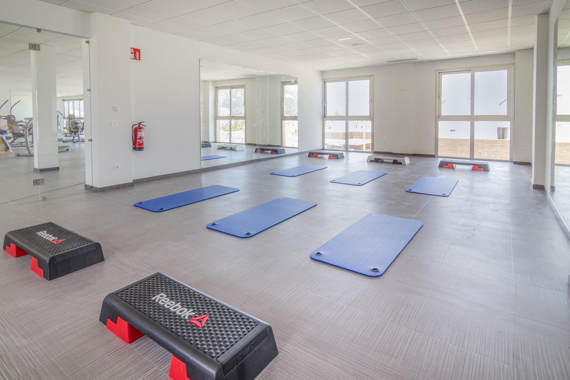 Zahara Beach & Spa By Qhotels - Adults Recommended サアラ・デ・ロス・アトゥネス エクステリア 写真 The Aerobic Room