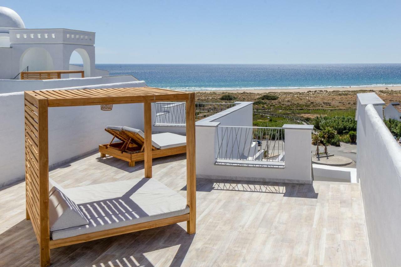 Zahara Beach & Spa By Qhotels - Adults Recommended サアラ・デ・ロス・アトゥネス エクステリア 写真 Rooftop terrace